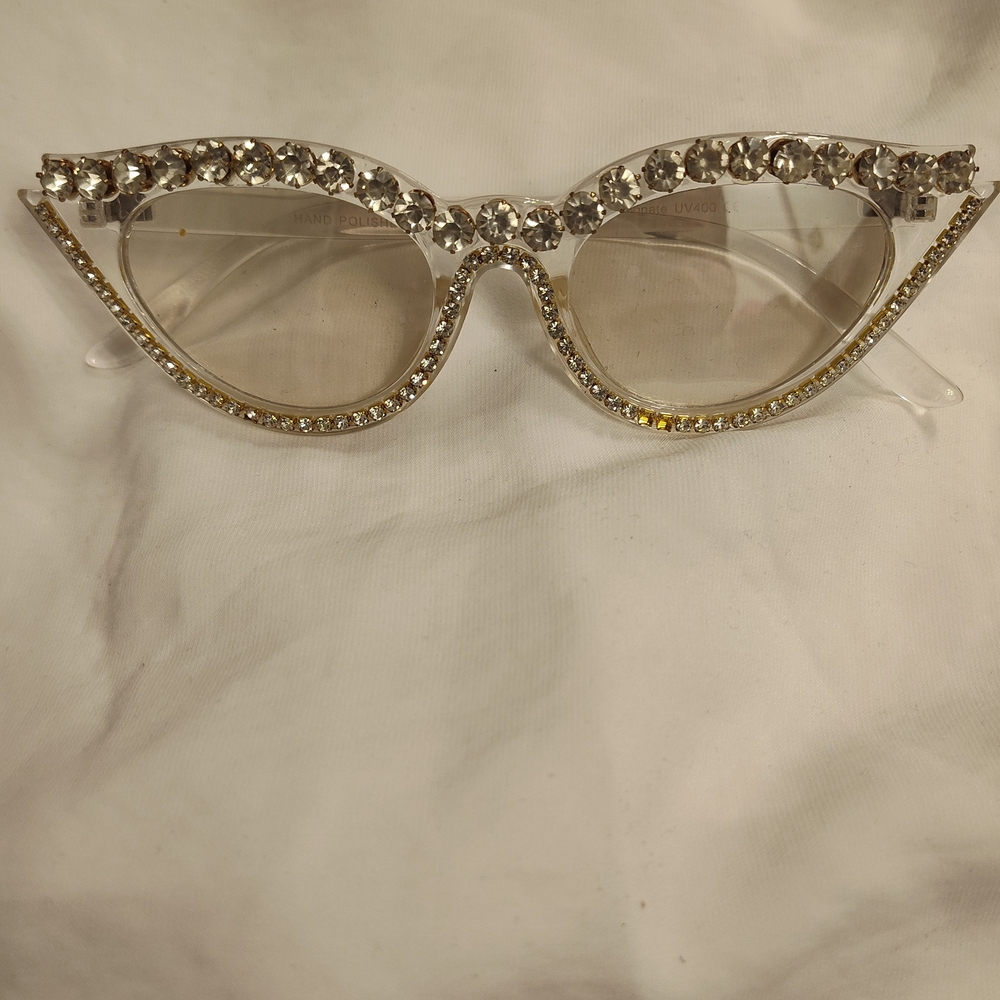 Elegant Crystal-Embellished Cat-Eye Sunglasses